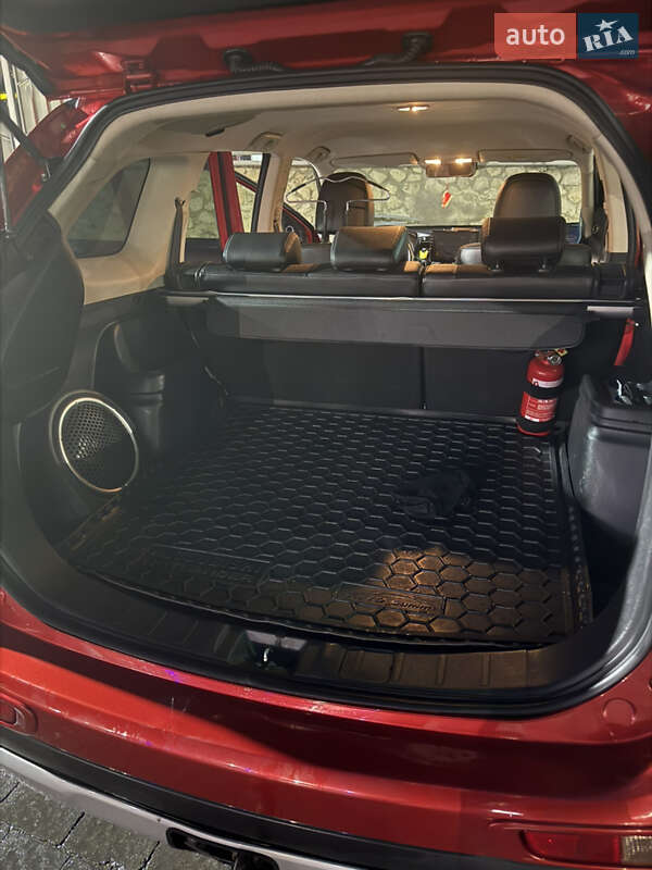 Внедорожник / Кроссовер Mitsubishi Outlander 2014 в Тернополе