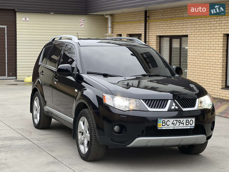Внедорожник / Кроссовер Mitsubishi Outlander 2008 в Бердичеве фото 11 Внедорожник / Кроссовер Mitsubishi Outlander 2008 в Бердичеве