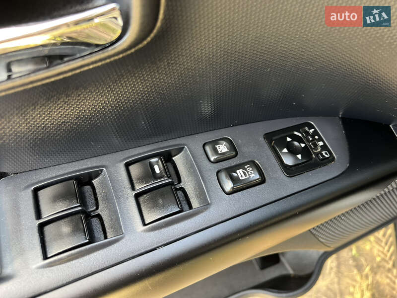 Внедорожник / Кроссовер Mitsubishi Outlander 2008 в Бердичеве фото 32 Внедорожник / Кроссовер Mitsubishi Outlander 2008 в Бердичеве
