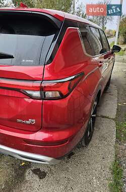 Позашляховик / Кросовер Mitsubishi Outlander 2023 в Одесі