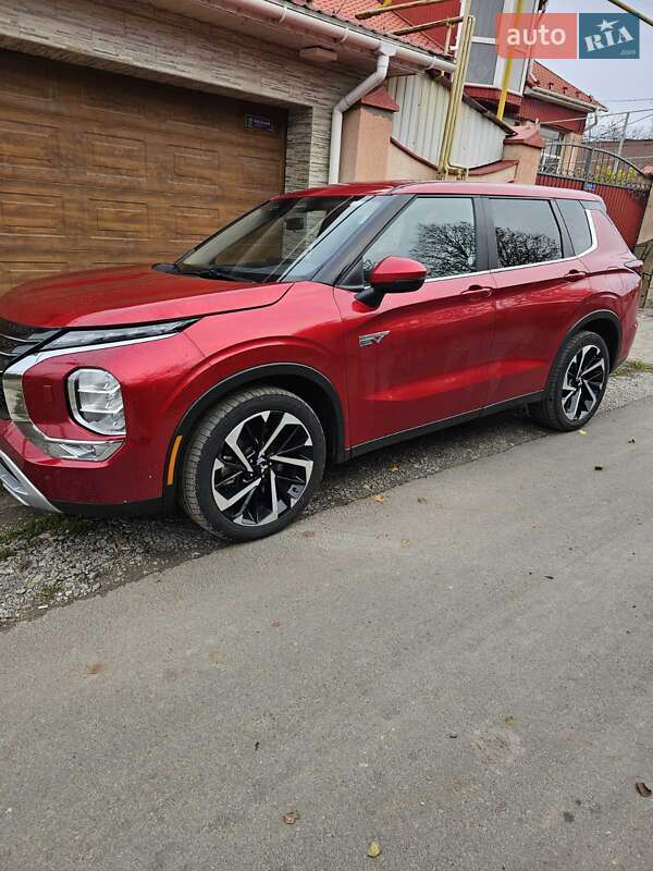 Внедорожник / Кроссовер Mitsubishi Outlander 2023 в Одессе фото 12 Внедорожник / Кроссовер Mitsubishi Outlander 2023 в Одессе