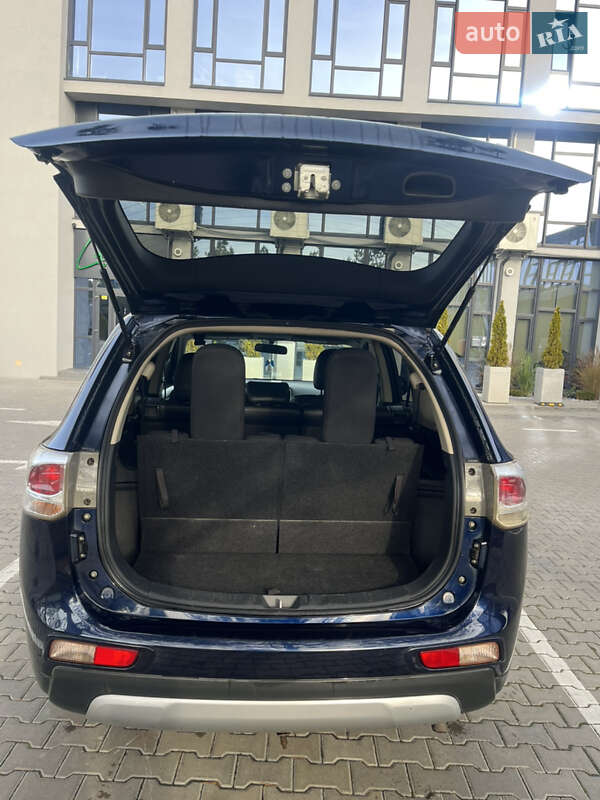 Позашляховик / Кросовер Mitsubishi Outlander 2015 в Рівному фото 12 Позашляховик / Кросовер Mitsubishi Outlander 2015 в Рівному