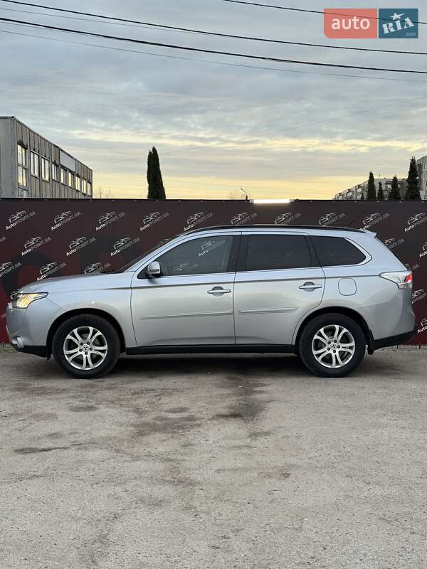 Позашляховик / Кросовер Mitsubishi Outlander 2012 в Сумах фото 5 Позашляховик / Кросовер Mitsubishi Outlander 2012 в Сумах