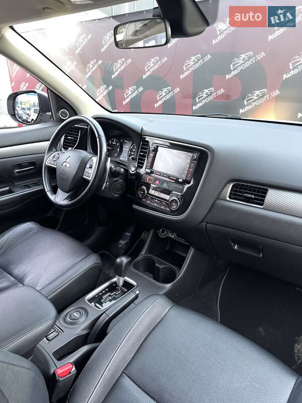 Позашляховик / Кросовер Mitsubishi Outlander 2012 в Сумах фото 26 Позашляховик / Кросовер Mitsubishi Outlander 2012 в Сумах