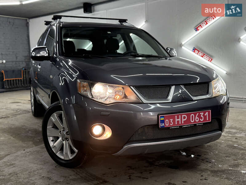 Позашляховик / Кросовер Mitsubishi Outlander 2008 в Кременці