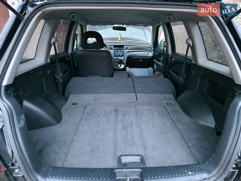 Позашляховик / Кросовер Mitsubishi Outlander 2003 в Києві