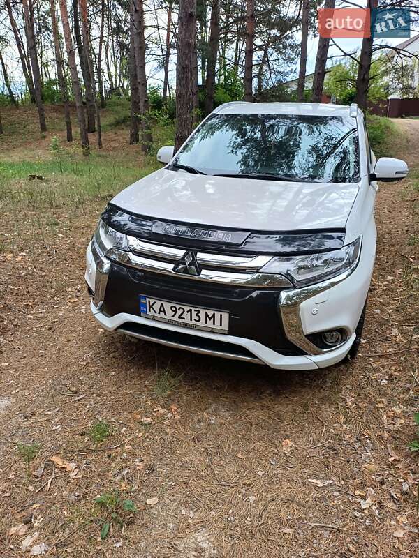 Mitsubishi Outlander 2017