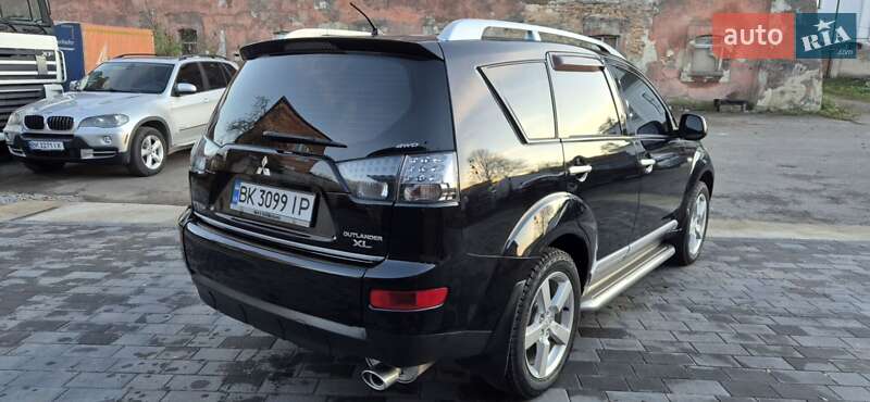 Внедорожник / Кроссовер Mitsubishi Outlander 2008 в Дубно фото 5 Внедорожник / Кроссовер Mitsubishi Outlander 2008 в Дубно
