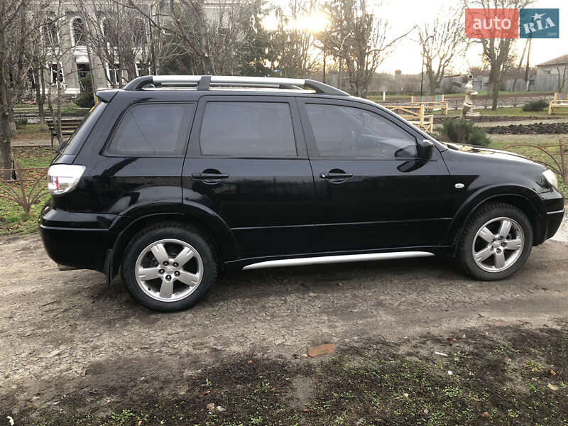 Позашляховик / Кросовер Mitsubishi Outlander 2007 в Харкові