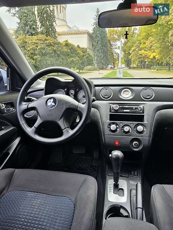 Внедорожник / Кроссовер Mitsubishi Outlander 2008 в Киеве фото 20 Внедорожник / Кроссовер Mitsubishi Outlander 2008 в Киеве