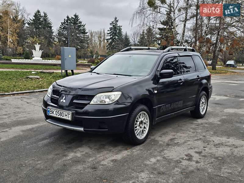 Внедорожник / Кроссовер Mitsubishi Outlander 2007 в Киеве