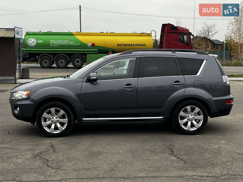 Внедорожник / Кроссовер Mitsubishi Outlander 2012 в Луцке фото 4 Внедорожник / Кроссовер Mitsubishi Outlander 2012 в Луцке