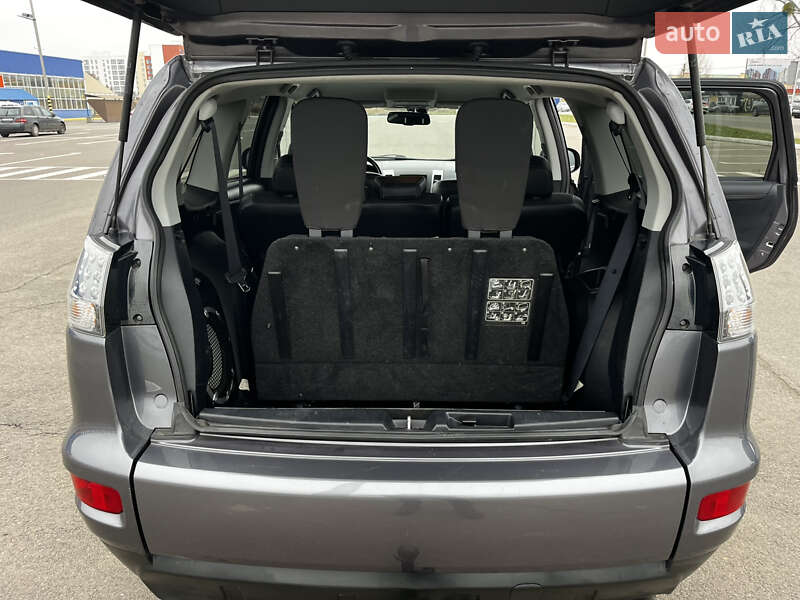 Внедорожник / Кроссовер Mitsubishi Outlander 2012 в Луцке фото 32 Внедорожник / Кроссовер Mitsubishi Outlander 2012 в Луцке