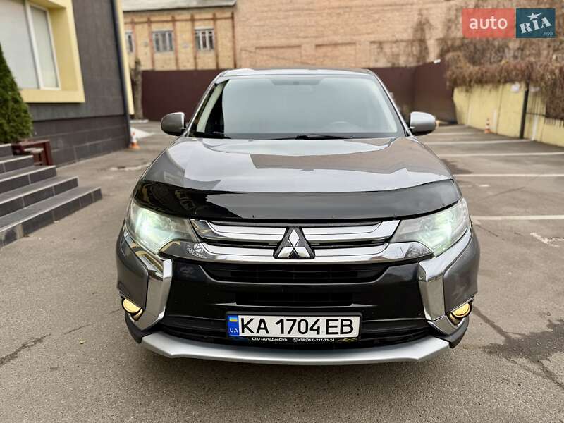Внедорожник / Кроссовер Mitsubishi Outlander 2020 в Киеве фото 12 Внедорожник / Кроссовер Mitsubishi Outlander 2020 в Киеве