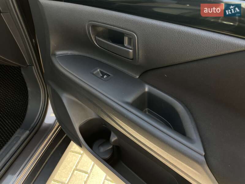 Внедорожник / Кроссовер Mitsubishi Outlander 2021 в Черновцах фото 25 Внедорожник / Кроссовер Mitsubishi Outlander 2021 в Черновцах