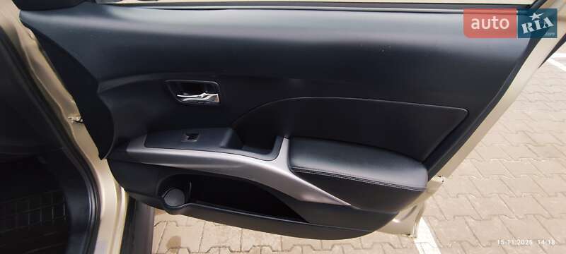 Внедорожник / Кроссовер Mitsubishi Outlander 2009 в Киеве