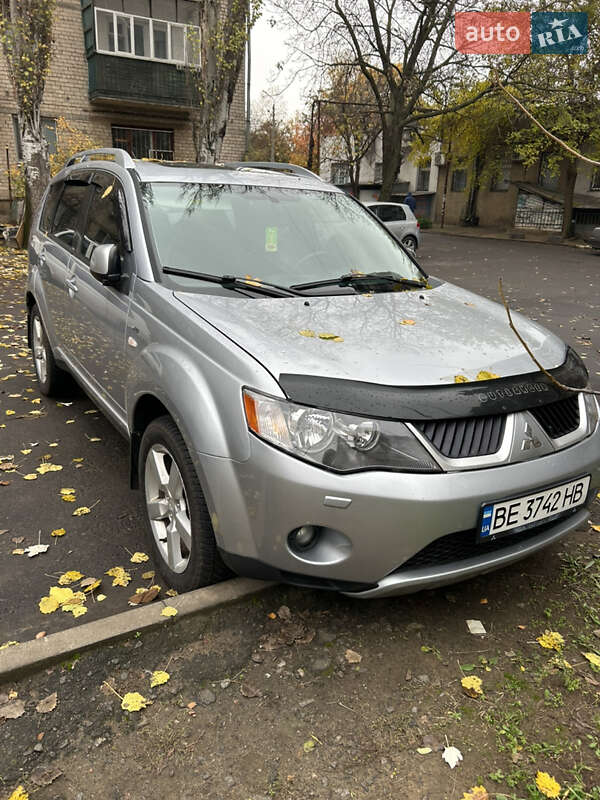 Mitsubishi Outlander 2007