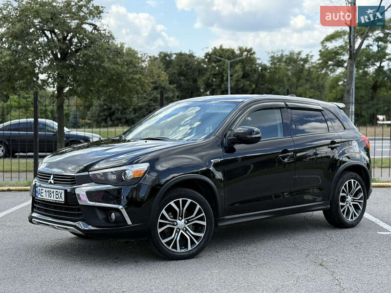 Внедорожник / Кроссовер Mitsubishi Outlander 2016 в Киеве фото 2 Внедорожник / Кроссовер Mitsubishi Outlander 2016 в Киеве