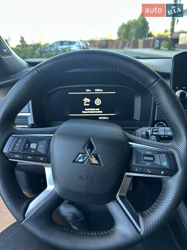 Внедорожник / Кроссовер Mitsubishi Outlander 2024 в Чернигове фото 10 Внедорожник / Кроссовер Mitsubishi Outlander 2024 в Чернигове