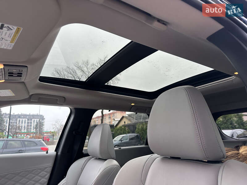 Позашляховик / Кросовер Mitsubishi Outlander 2023 в Львові