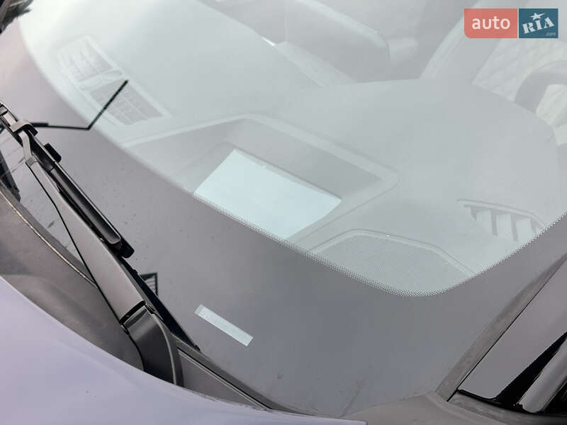 Позашляховик / Кросовер Mitsubishi Outlander 2023 в Львові