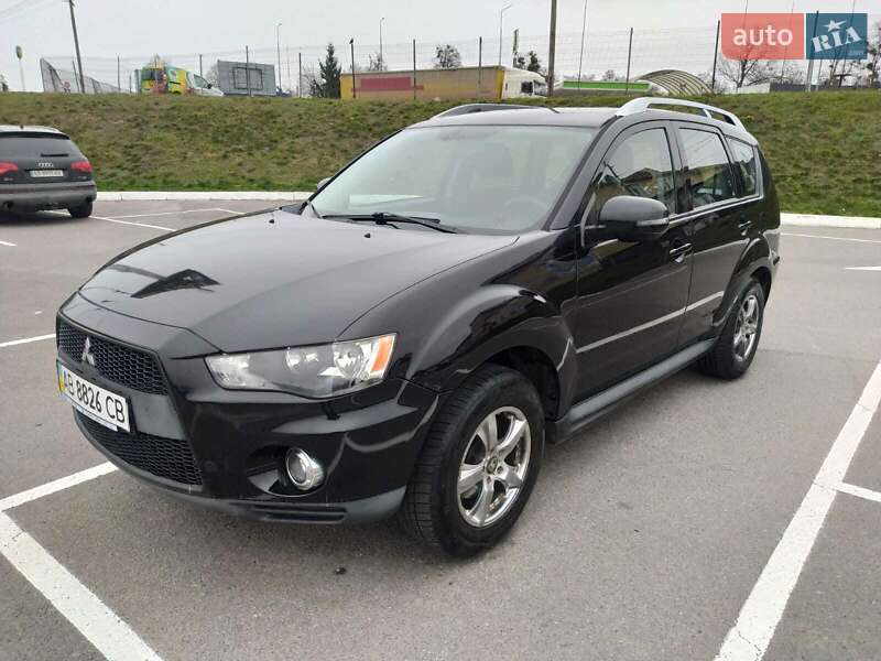Позашляховик / Кросовер Mitsubishi Outlander 2010 в Вінниці