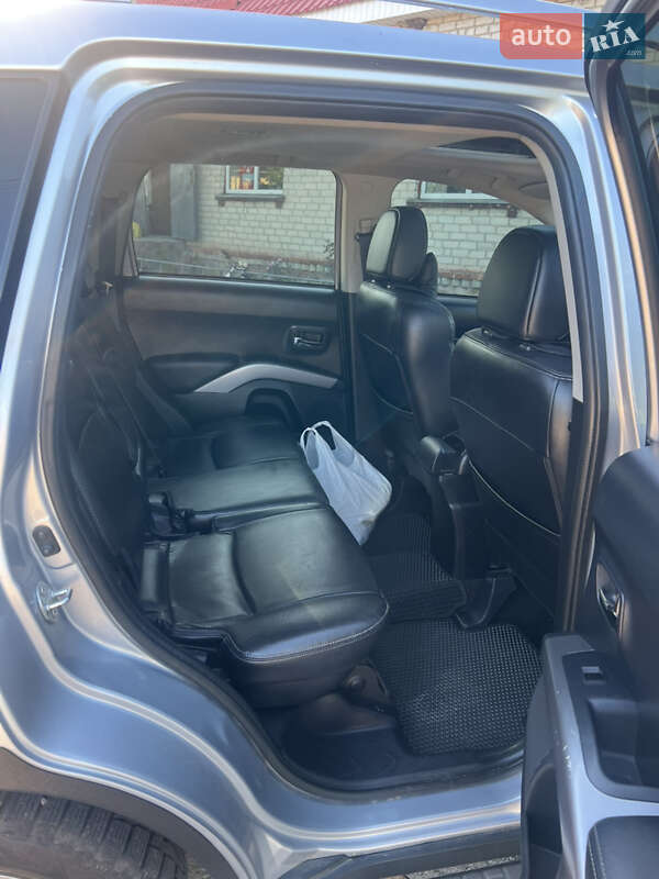 Внедорожник / Кроссовер Mitsubishi Outlander 2008 в Чернигове фото 8 Внедорожник / Кроссовер Mitsubishi Outlander 2008 в Чернигове