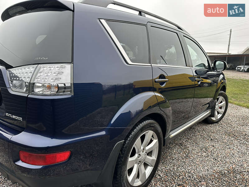 Позашляховик / Кросовер Mitsubishi Outlander 2011 в Миргороді фото 12 Позашляховик / Кросовер Mitsubishi Outlander 2011 в Миргороді