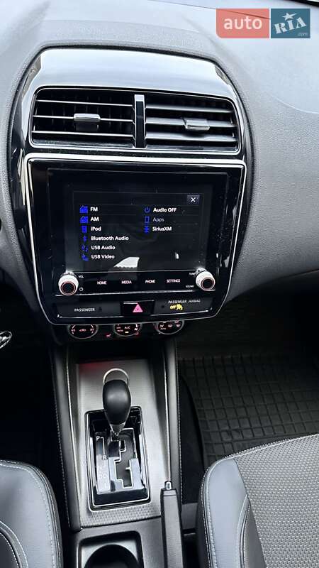 Внедорожник / Кроссовер Mitsubishi Outlander 2020 в Харькове фото 10 Внедорожник / Кроссовер Mitsubishi Outlander 2020 в Харькове