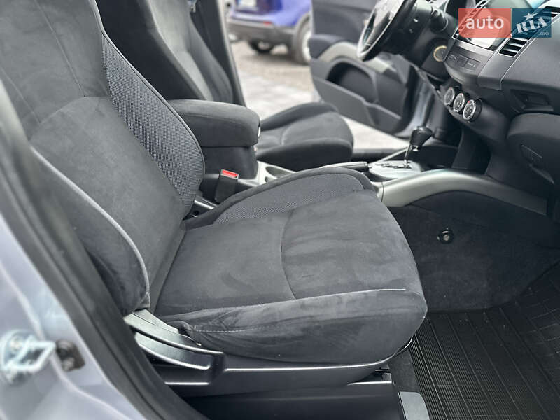 Внедорожник / Кроссовер Mitsubishi Outlander 2008 в Виннице