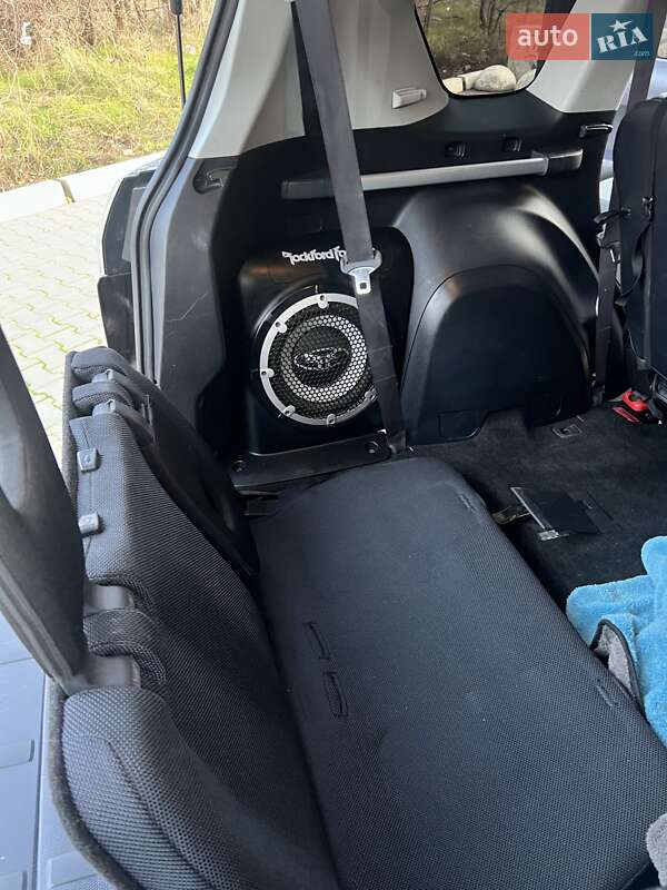 Внедорожник / Кроссовер Mitsubishi Outlander 2007 в Великодолинском