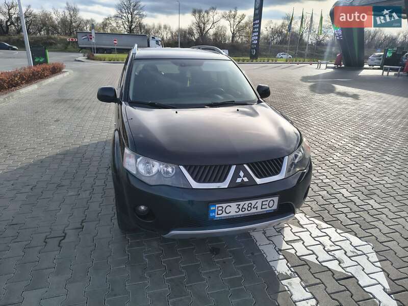 Внедорожник / Кроссовер Mitsubishi Outlander 2008 в Стрые фото 8 Внедорожник / Кроссовер Mitsubishi Outlander 2008 в Стрые