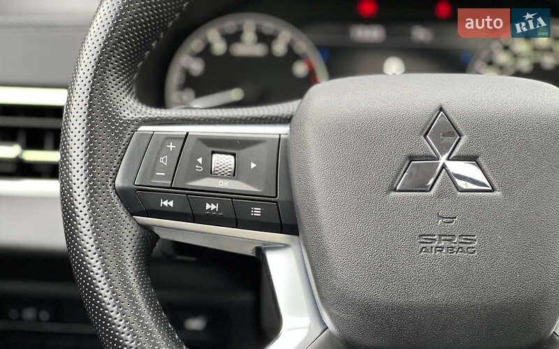 Внедорожник / Кроссовер Mitsubishi Outlander 2021 в Львове