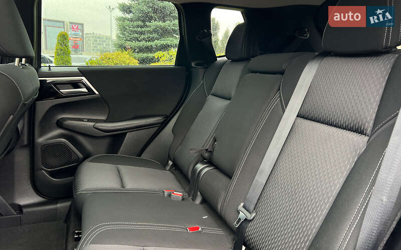 Внедорожник / Кроссовер Mitsubishi Outlander 2021 в Львове