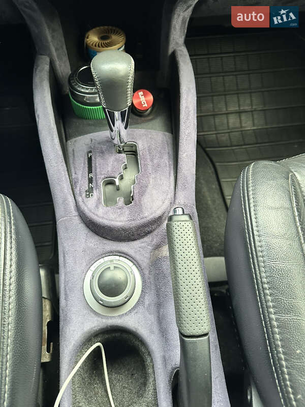 Позашляховик / Кросовер Mitsubishi Outlander 2009 в Києві