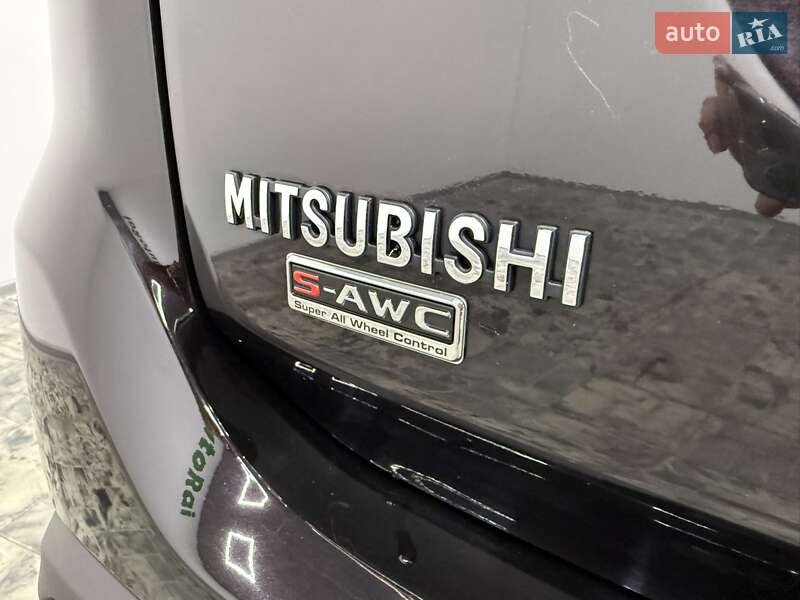 Позашляховик / Кросовер Mitsubishi Outlander 2018 в Одесі