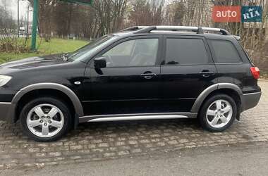 Внедорожник / Кроссовер Mitsubishi Outlander 2004 в Каменец-Подольском