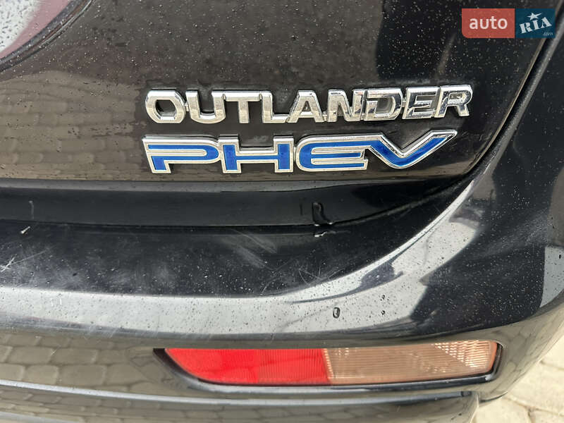 Внедорожник / Кроссовер Mitsubishi Outlander 2014 в Сокале фото 9 Внедорожник / Кроссовер Mitsubishi Outlander 2014 в Сокале