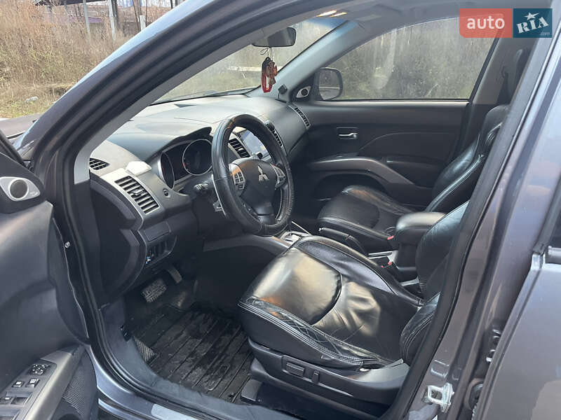Внедорожник / Кроссовер Mitsubishi Outlander 2008 в Чернигове фото 7 Внедорожник / Кроссовер Mitsubishi Outlander 2008 в Чернигове