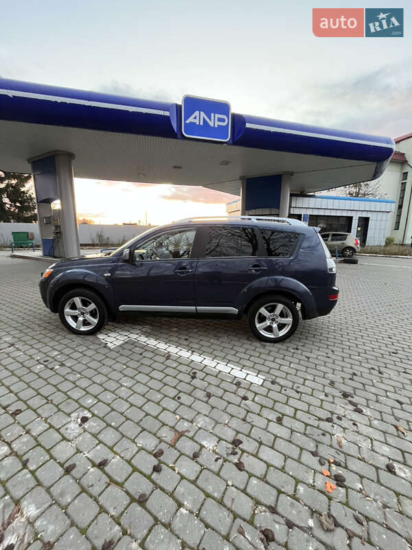 Внедорожник / Кроссовер Mitsubishi Outlander 2008 в Луцке фото 21 Внедорожник / Кроссовер Mitsubishi Outlander 2008 в Луцке