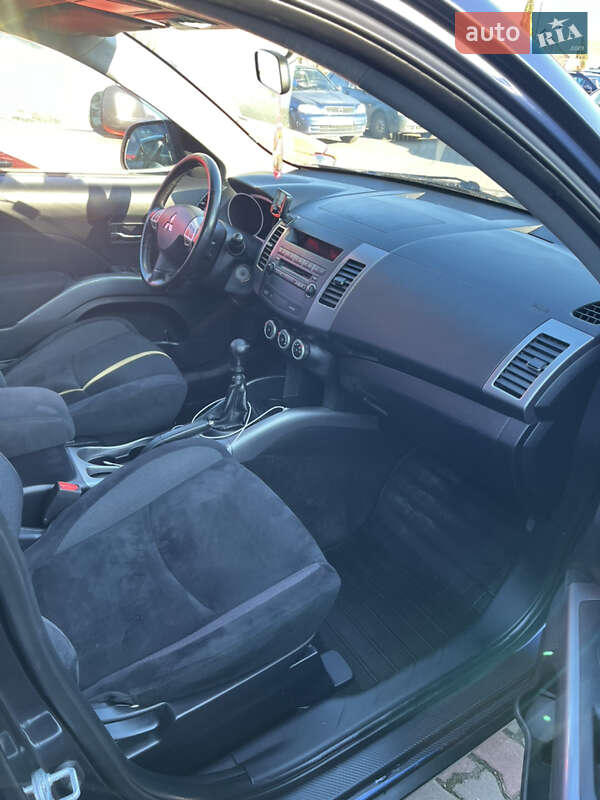 Внедорожник / Кроссовер Mitsubishi Outlander 2008 в Луцке фото 24 Внедорожник / Кроссовер Mitsubishi Outlander 2008 в Луцке