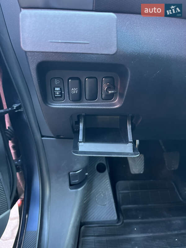 Внедорожник / Кроссовер Mitsubishi Outlander 2008 в Луцке фото 44 Внедорожник / Кроссовер Mitsubishi Outlander 2008 в Луцке