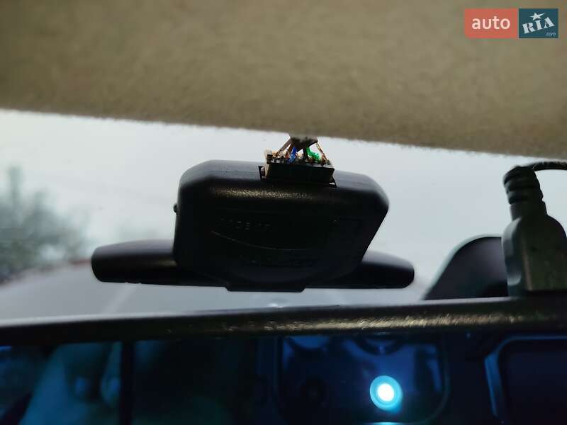 Позашляховик / Кросовер Mitsubishi Outlander 2009 в Києві