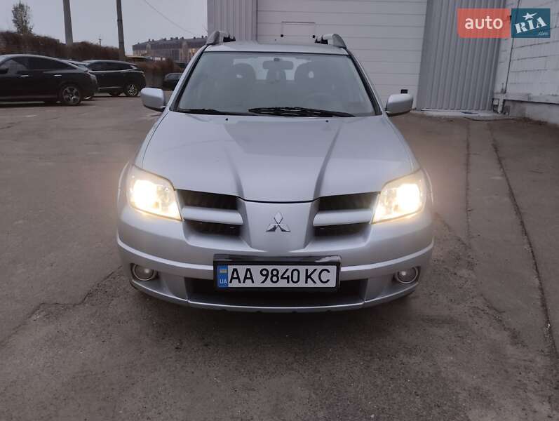 Внедорожник / Кроссовер Mitsubishi Outlander 2009 в Нежине
