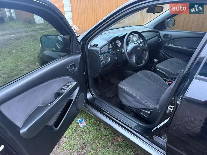 Внедорожник / Кроссовер Mitsubishi Outlander 2008 в Носовке