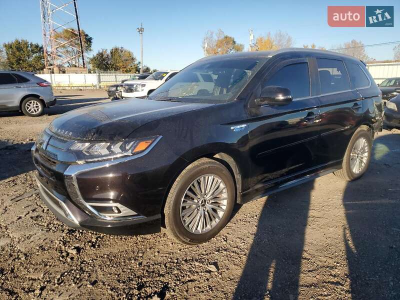 Mitsubishi Outlander 2020