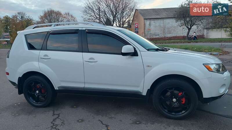 Внедорожник / Кроссовер Mitsubishi Outlander 2008 в Чернигове