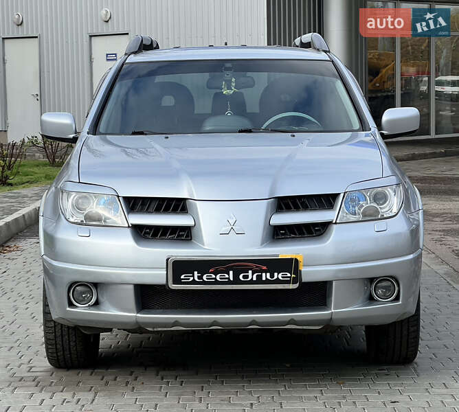 Внедорожник / Кроссовер Mitsubishi Outlander 2008 в Николаеве