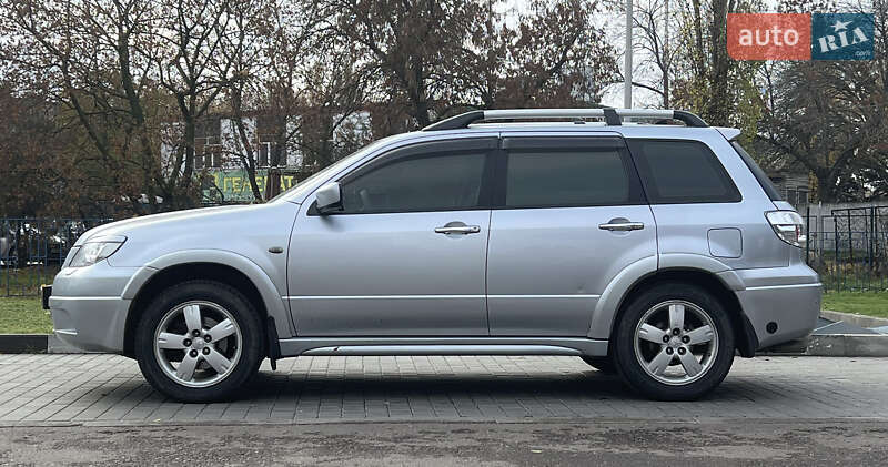 Внедорожник / Кроссовер Mitsubishi Outlander 2008 в Николаеве