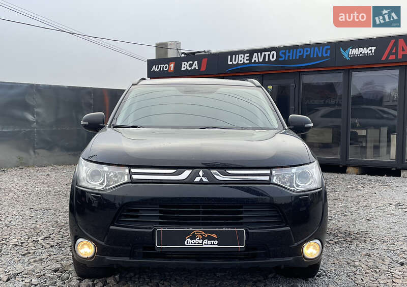 Внедорожник / Кроссовер Mitsubishi Outlander 2012 в Львове